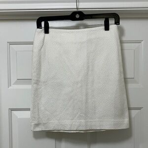 Elegant White Textured Skirt